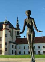 Zoubek sculpture on the musical fountain